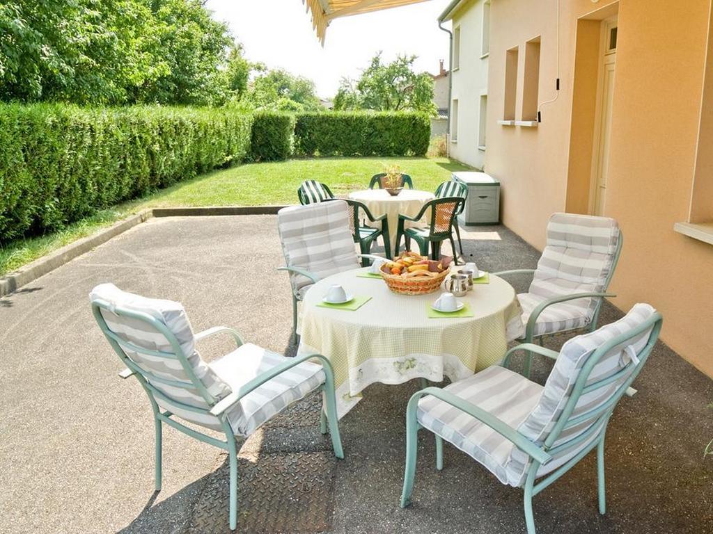 Logis Le Relais De Vacherauville Exterior foto